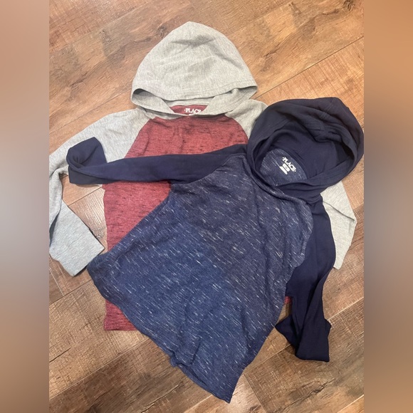 Bundle of boys long sleeve shirts size 7 - Picture 1 of 4